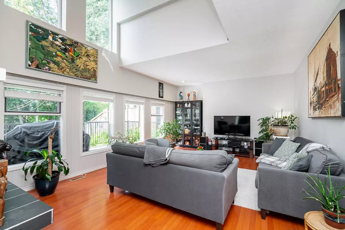 Family Room Photo of 32604 Best Avenue, Mission, BC