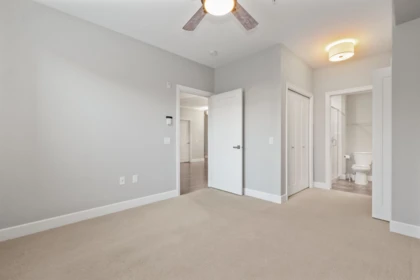 Entry Foyer Photo of 108 45754 Keith Wilson Road, Chilliwack, BC