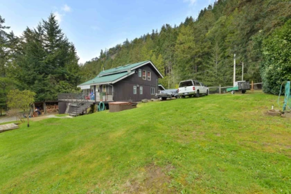 Hot Tub / Spa Photo of 412 Wood Dale Drive, Mayne Island, BC