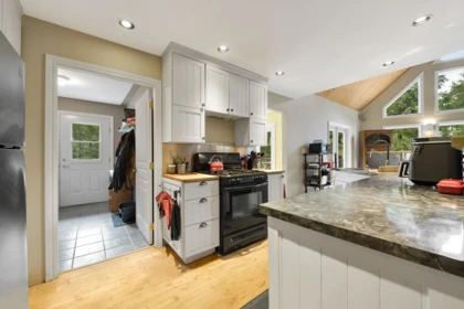 Kitchen Photo of 412 Wood Dale Drive, Mayne Island, BC