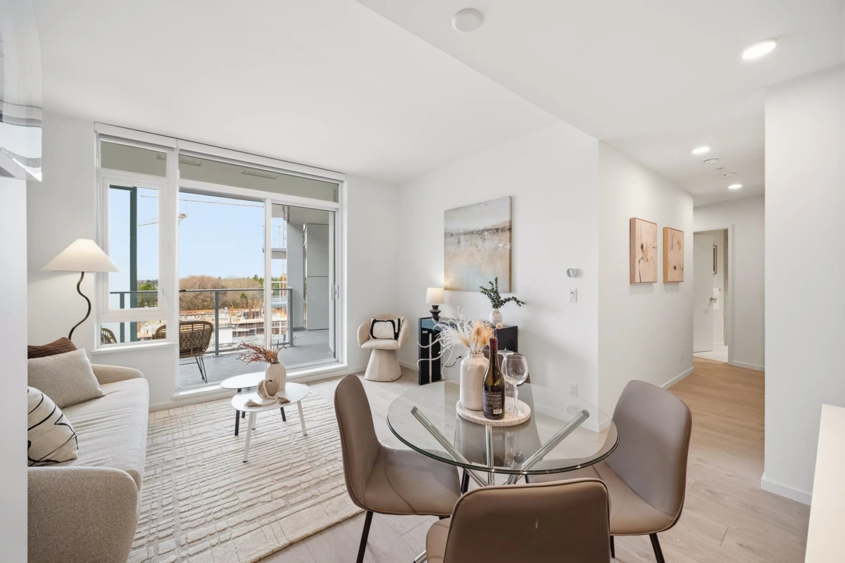 Dining Area Photo of 804 6200 Minoru Boulevard, Richmond, BC