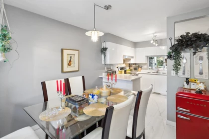 Breakfast Nook Photo of TH28 2590 Panorama Drive, Coquitlam, BC