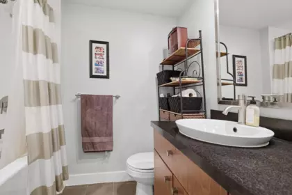 Powder Room Photo of 403 3228 Tupper Street, Vancouver, BC