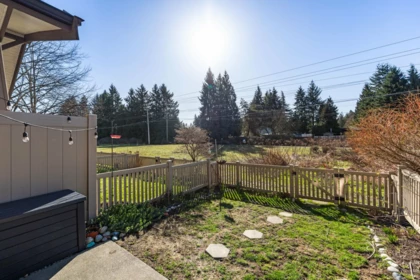 Living Room Photo of 80 9525 204 Street, Langley, BC