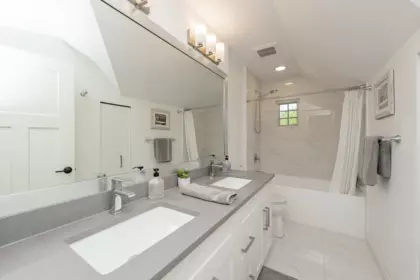Powder Room Photo of 903 Walls Avenue, Coquitlam, BC