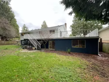 Swimming Pool Photo of 1409 Windsor Crescent, Delta, BC