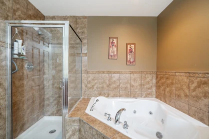 Hallway Photo of 15128 68a Avenue, Surrey, BC