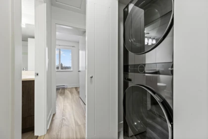 Laundry Room Photo of 24 34230 Elmwood Drive, Abbotsford, BC