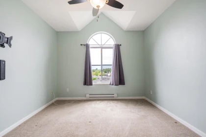 Guest Bathroom Photo of 402 12464 191b Street, Pitt Meadows, BC