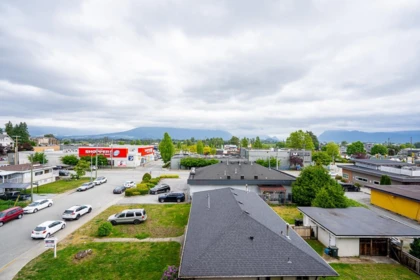 Outdoor Deck Photo of 402 12464 191b Street, Pitt Meadows, BC