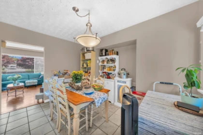 Breakfast Nook Photo of 959 Caithness Crescent, Port Moody, BC