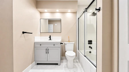 Laundry Room Photo of 211 2985 Princess Crescent, Coquitlam, BC
