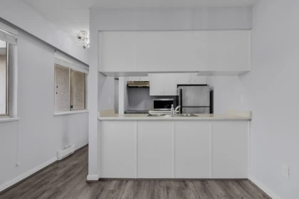 303 458 E 44th Avenue, Vancouver, BC, Vancouver — Apartment/Condo for sale