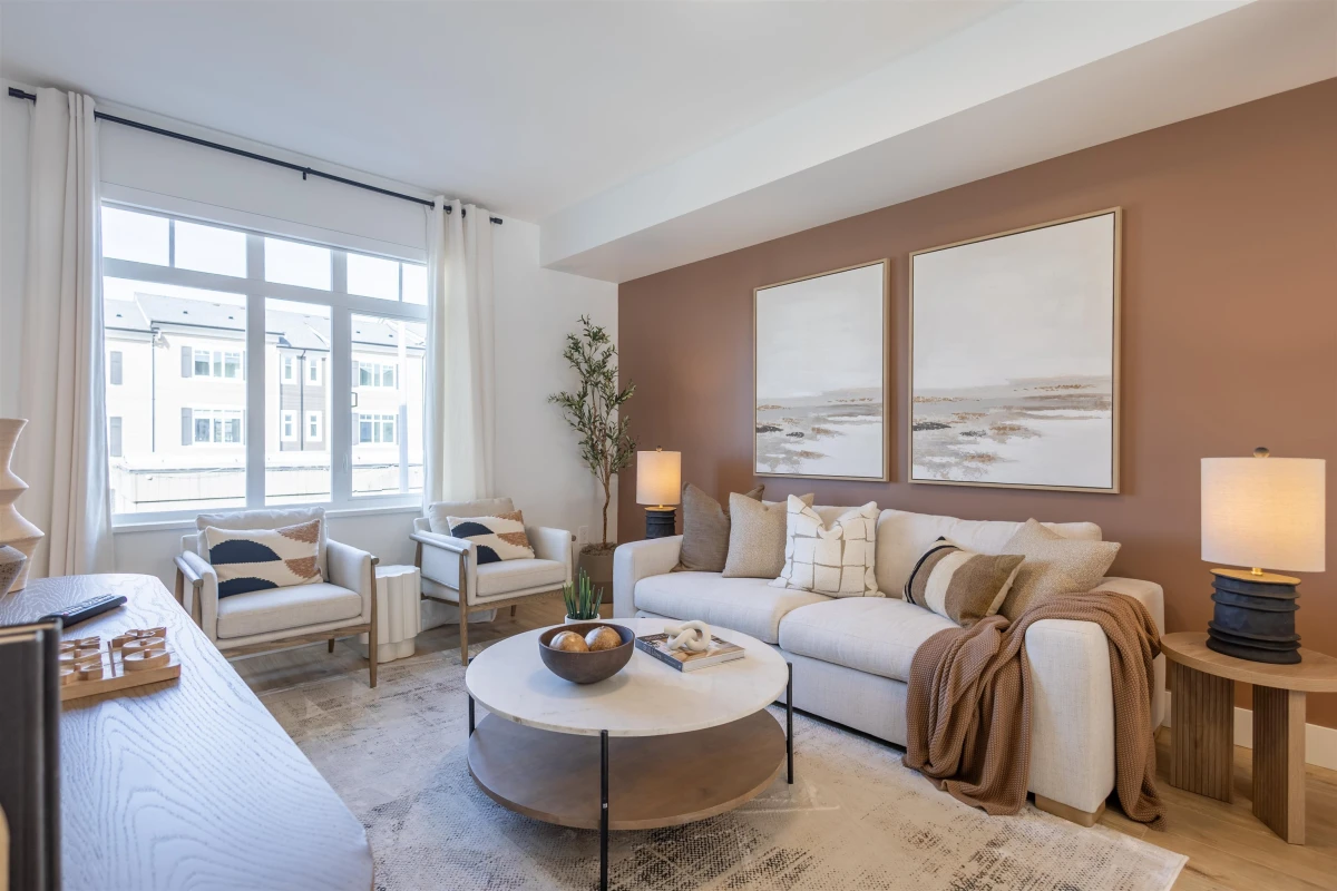 Living Room Photo of 11 16325 21 Avenue, Surrey, BC