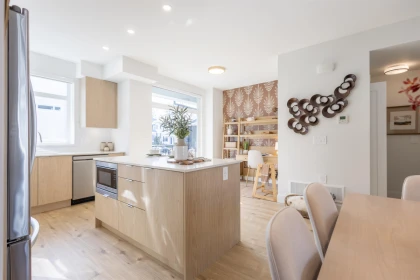 Kitchen Island Photo of 11 16325 21 Avenue, Surrey, BC