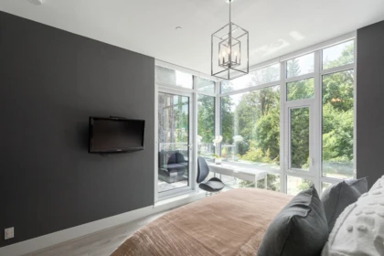 Guest Bathroom Photo of 105 680 Seylynn Crescent, North Vancouver, BC