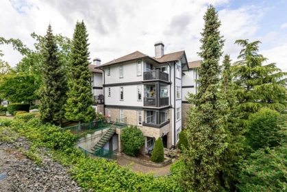 Front Yard Photo of 202 83 Star Crescent, New Westminster, BC