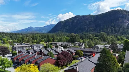 Outdoor Deck Photo of 21 1500 Judd Road, Squamish, BC