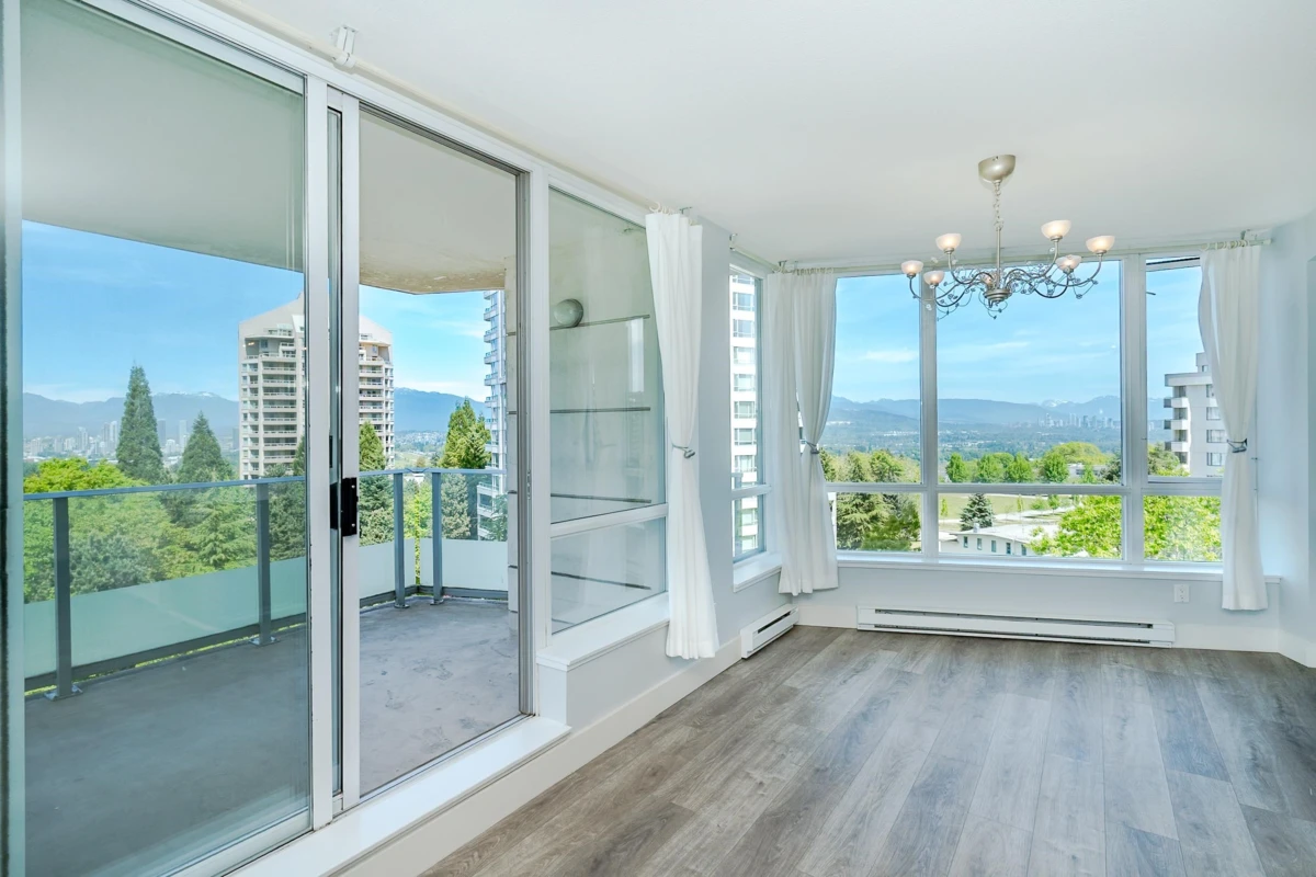 Dining Area Photo of 802 4808 Hazel Street, Burnaby, BC