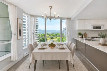 802 4808 Hazel Street, Burnaby, BC, Oaklands — 2 bed apartment/condo for sale