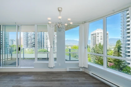 Kitchen Photo of 802 4808 Hazel Street, Burnaby, BC