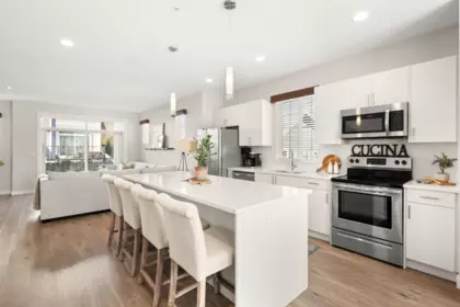 Kitchen Island Photo of 12 7169 208a Street, Langley, BC