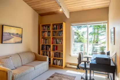 Mudroom Photo of 2659 Schooner Way, Pender Island, BC