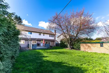 Backyard Photo of 6341 43a Avenue, Delta, BC