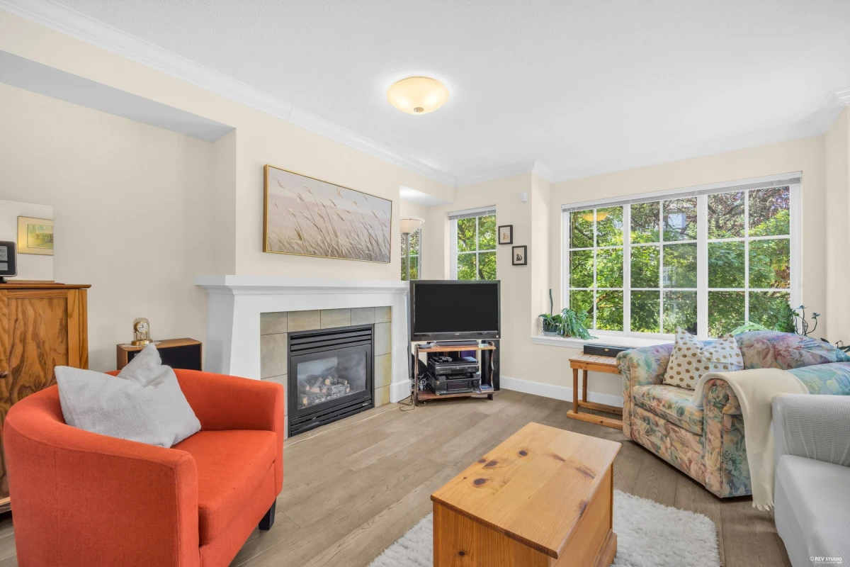 Living Room Photo of 3302 Noel Drive, Burnaby, BC