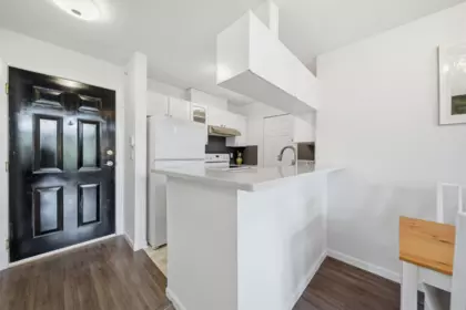 434 5600 Andrews Road, Richmond, BC, Richmond — Apartment/Condo for sale