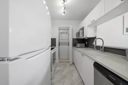 434 5600 Andrews Road, Richmond, BC, Richmond — Apartment/Condo for sale