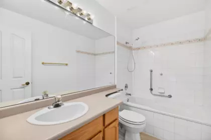 Mudroom Photo of 31 19060 Ford Road, Pitt Meadows, BC