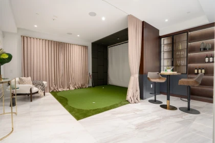 Garden / Landscaping Photo of 5188 Yew Street, Vancouver, BC