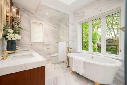 Powder Room Photo of 5188 Yew Street, Vancouver, BC