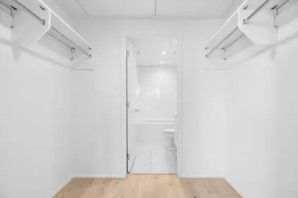 Primary Bathroom Photo of 4505 3833 Evergreen Place, Burnaby, BC
