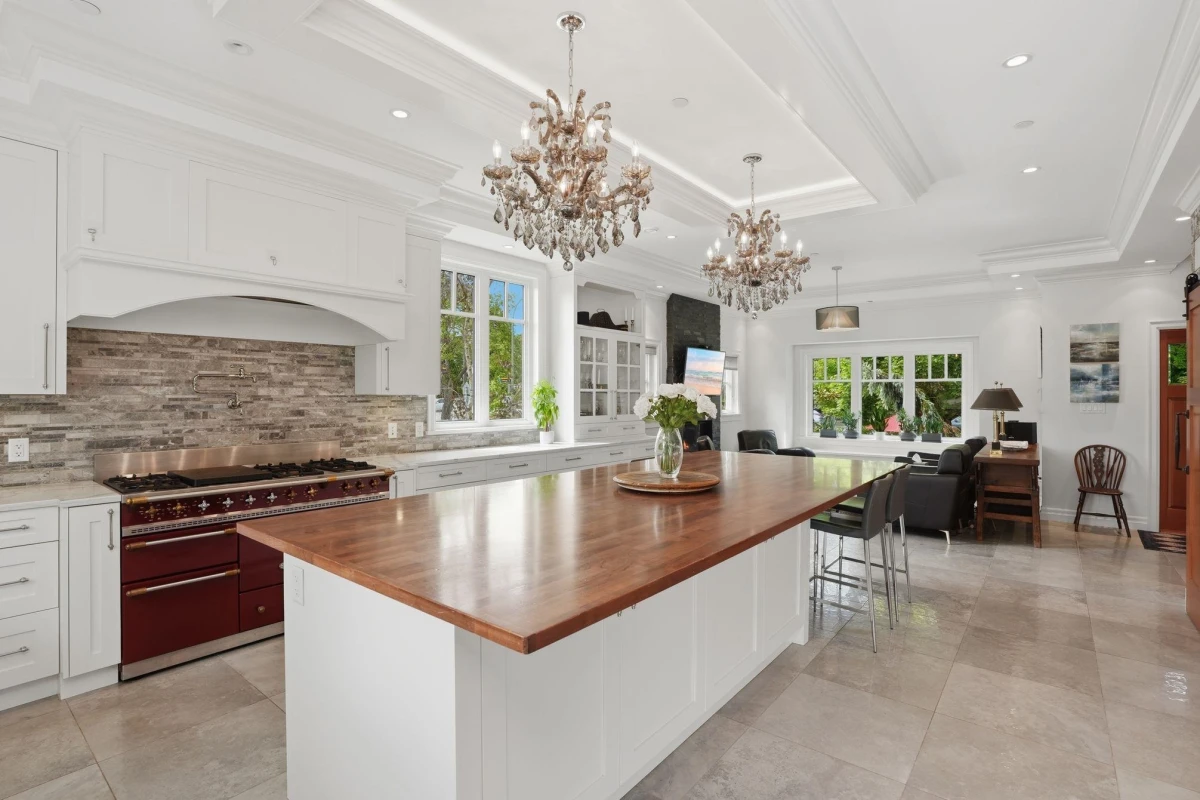 Family Room Photo of 4098 W 16th Avenue, Vancouver, BC