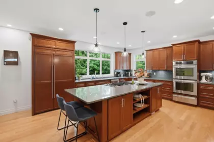 Breakfast Nook Photo of 30935 Harris Road, Abbotsford, BC