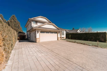 32155 Clinton Avenue, Abbotsford, BC, Abbotsford — Single Family Residence for sale