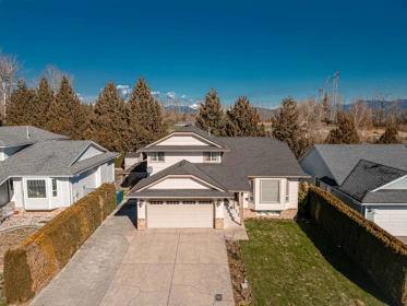 32155 Clinton Avenue, Abbotsford, BC, Abbotsford — Single Family Residence for sale