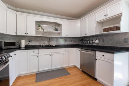 Walk-In Closet Photo of 21 3635 Blue Jay Street, Abbotsford, BC