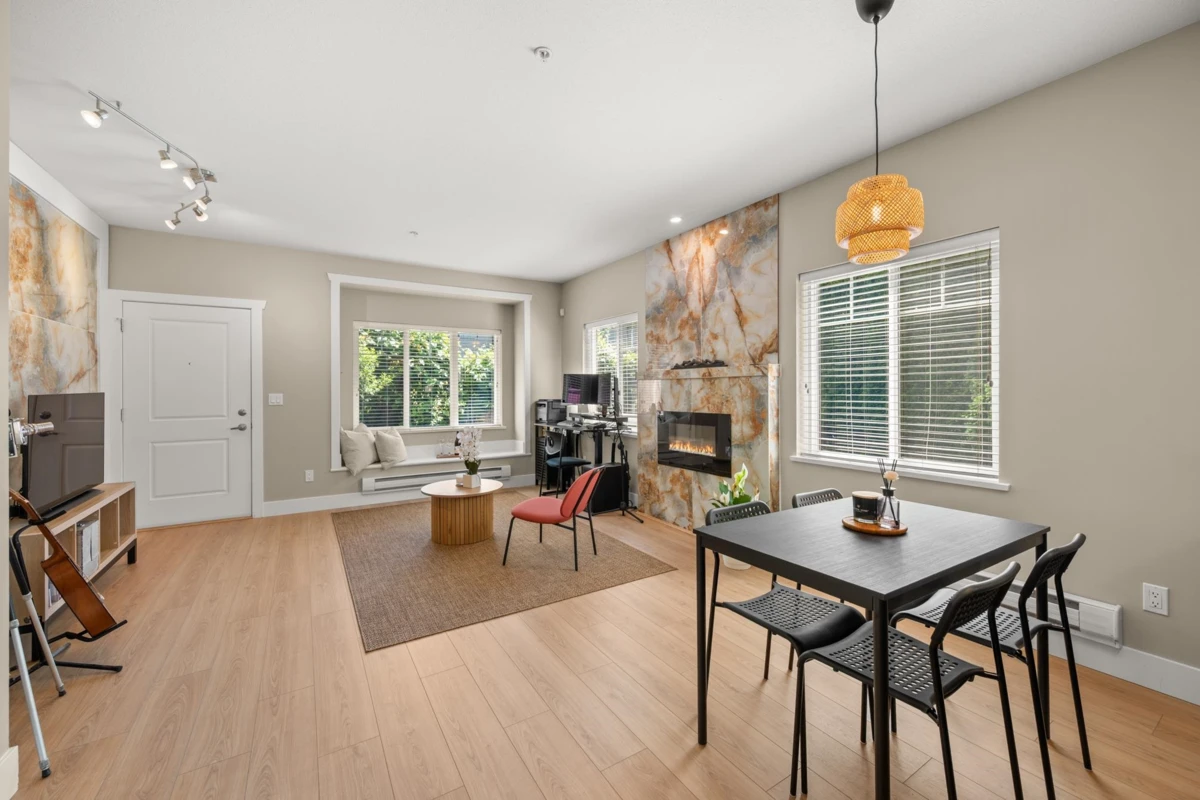Family Room Photo of 111 368 Ellesmere Avenue, Burnaby, BC