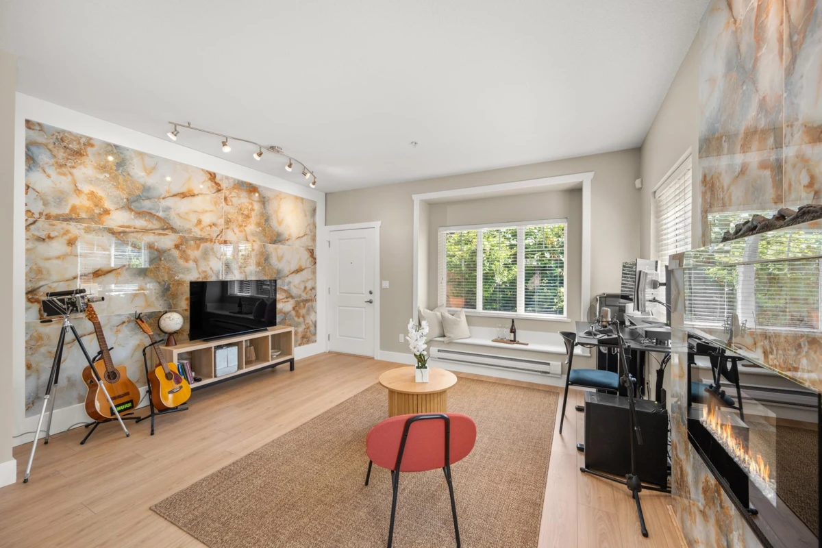 Living Room Photo of 111 368 Ellesmere Avenue, Burnaby, BC