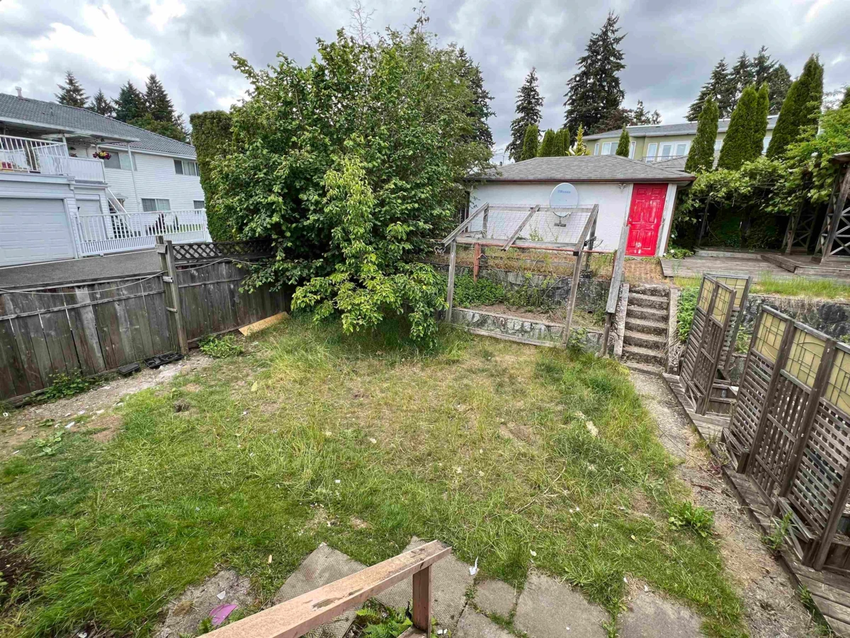 Family Room Photo of 5941 Carson Street, Burnaby, BC