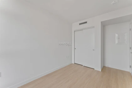 Primary Bedroom Photo of 3012 13675 107a Avenue, Surrey, BC