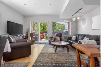 Breakfast Nook Photo of 202 2655 Mary Hill Road, Port Coquitlam, BC
