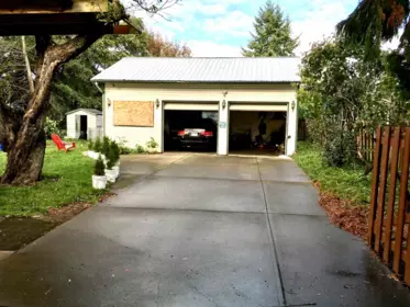 Backyard Photo of 33919 FERN STREET, Abbotsford BC V2S 1G4