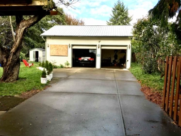 Backyard Photo of 33919 Fern Street, Abbotsford, BC