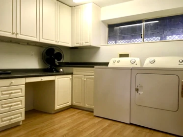 Kitchen Photo of 33919 Fern Street, Abbotsford, BC