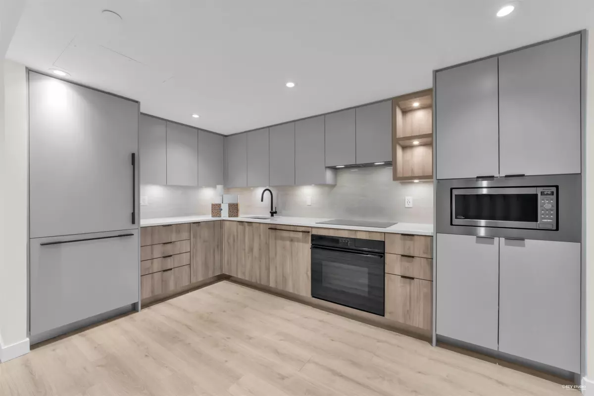 Family Room Photo of 401 755 Harbourside Drive, North Vancouver, BC