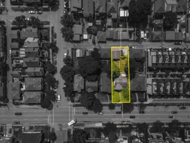 Kitchen Island Photo of 20 W King Edward Avenue, Vancouver, BC
